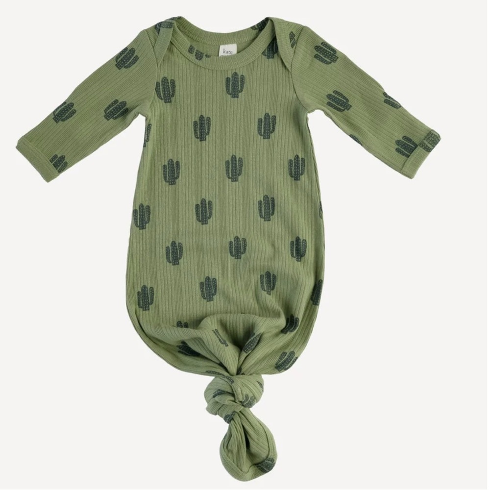 Kate Quinn knotted sleep sack gown 0-3mos, green forest cactus gender neutral
